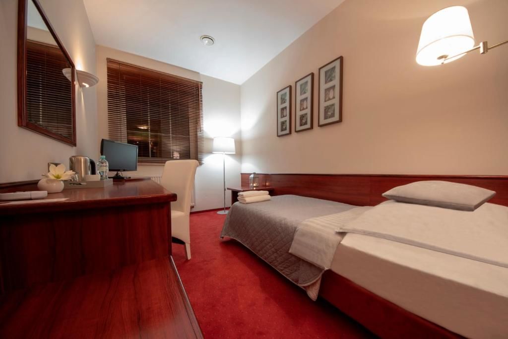 Отель Hotel Sara Kolo-26